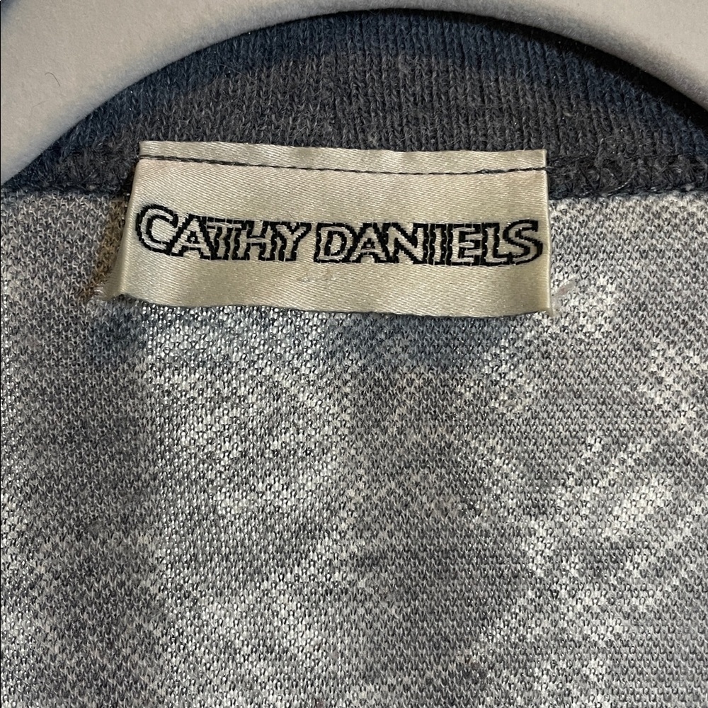 Vintage Cathy Daniels Charcoal Paisley Cardigan - Picture 2 of 4